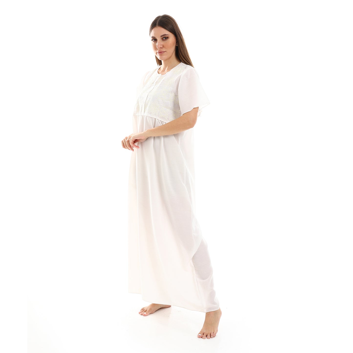 161 قميص نوم لينو بسفرة نصف كم مطرز