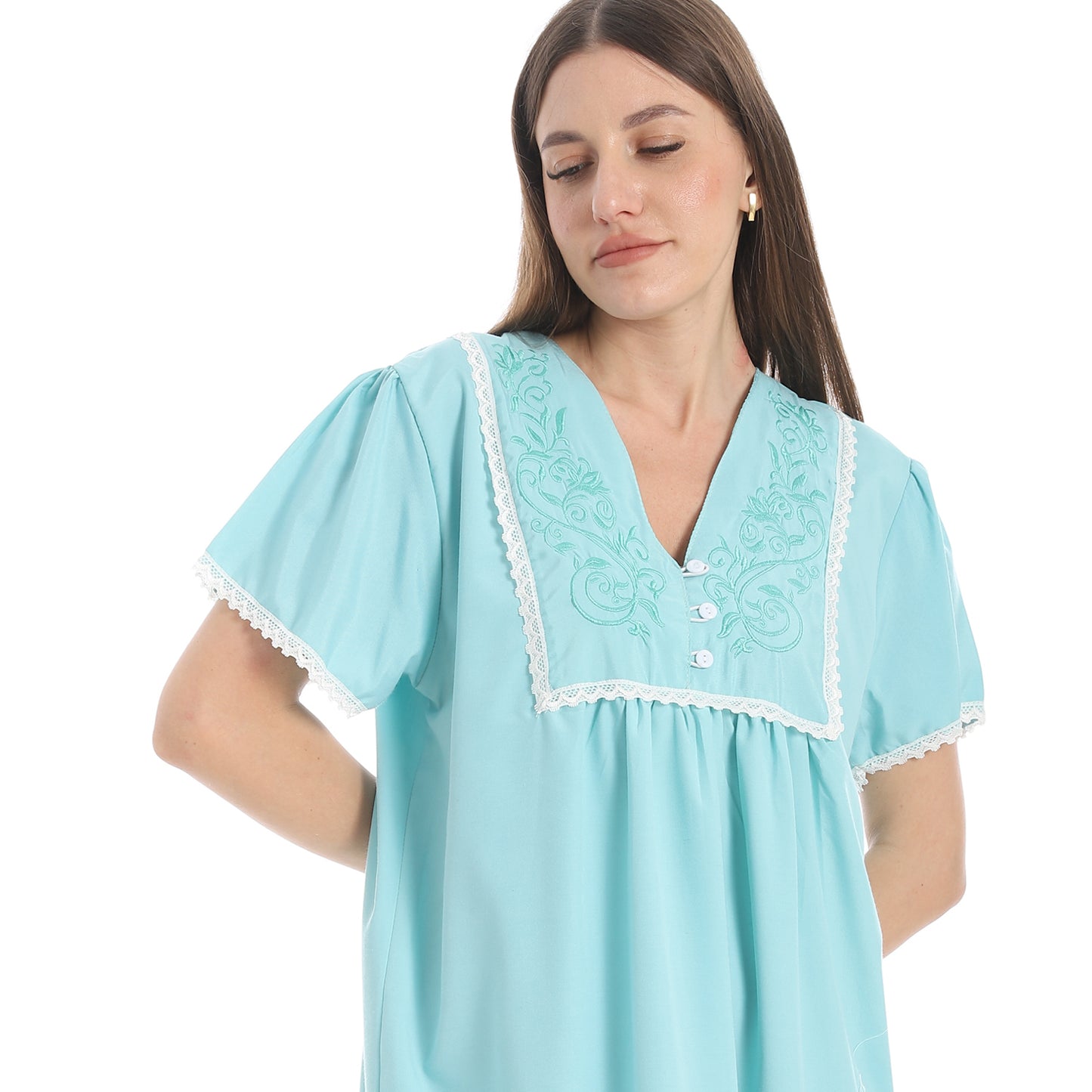 893 قميص نوم قصير بالدانتيل على الكم