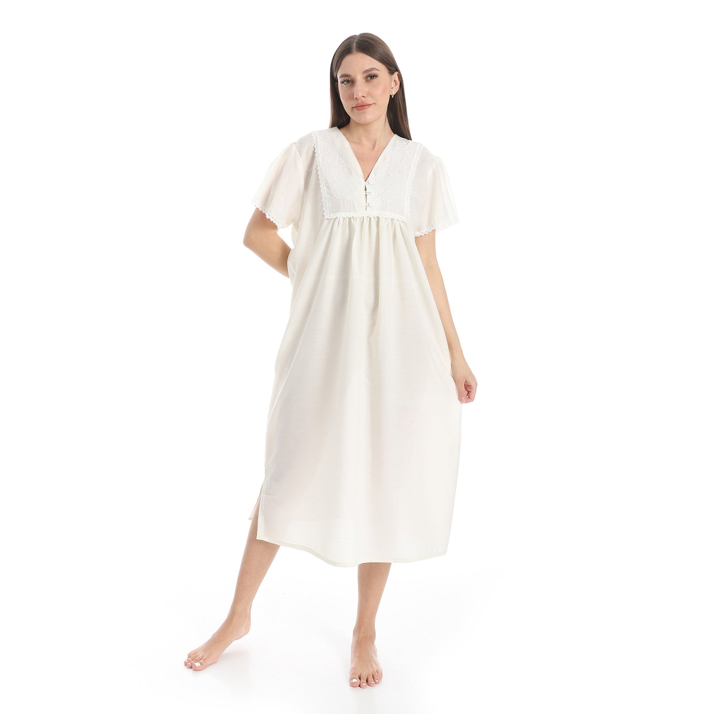 893 قميص نوم قصير بالدانتيل على الكم