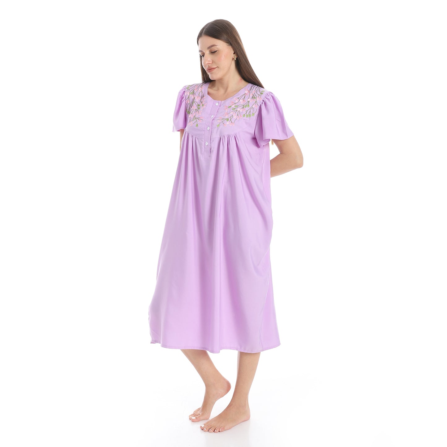 KHW 988 قميص نوم قصير مطرز بسفرة