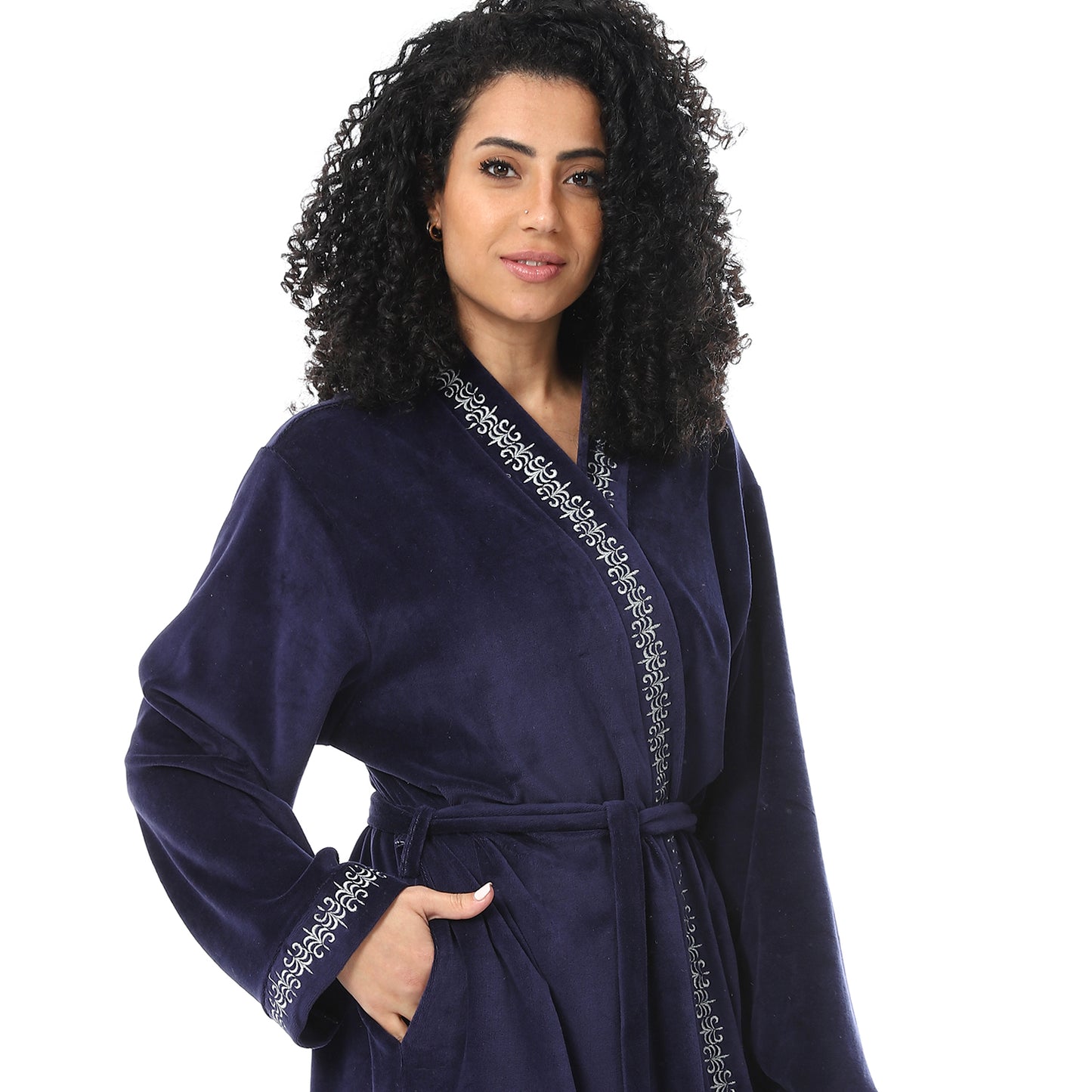 D29-W25 روب شتوي قطيفة طويل