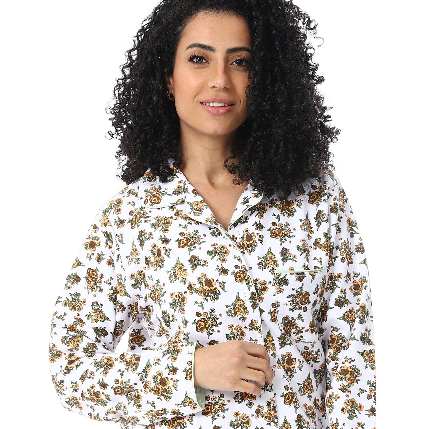KHW122 بجامة كستور مشجرة بزراير