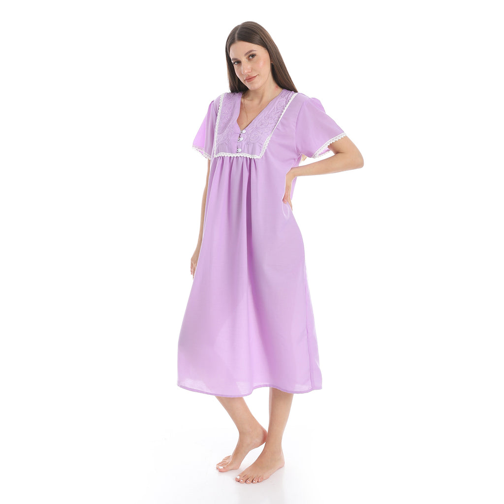 KHW893 قميص نوم قصير مطرز بالدانتيل على الكم