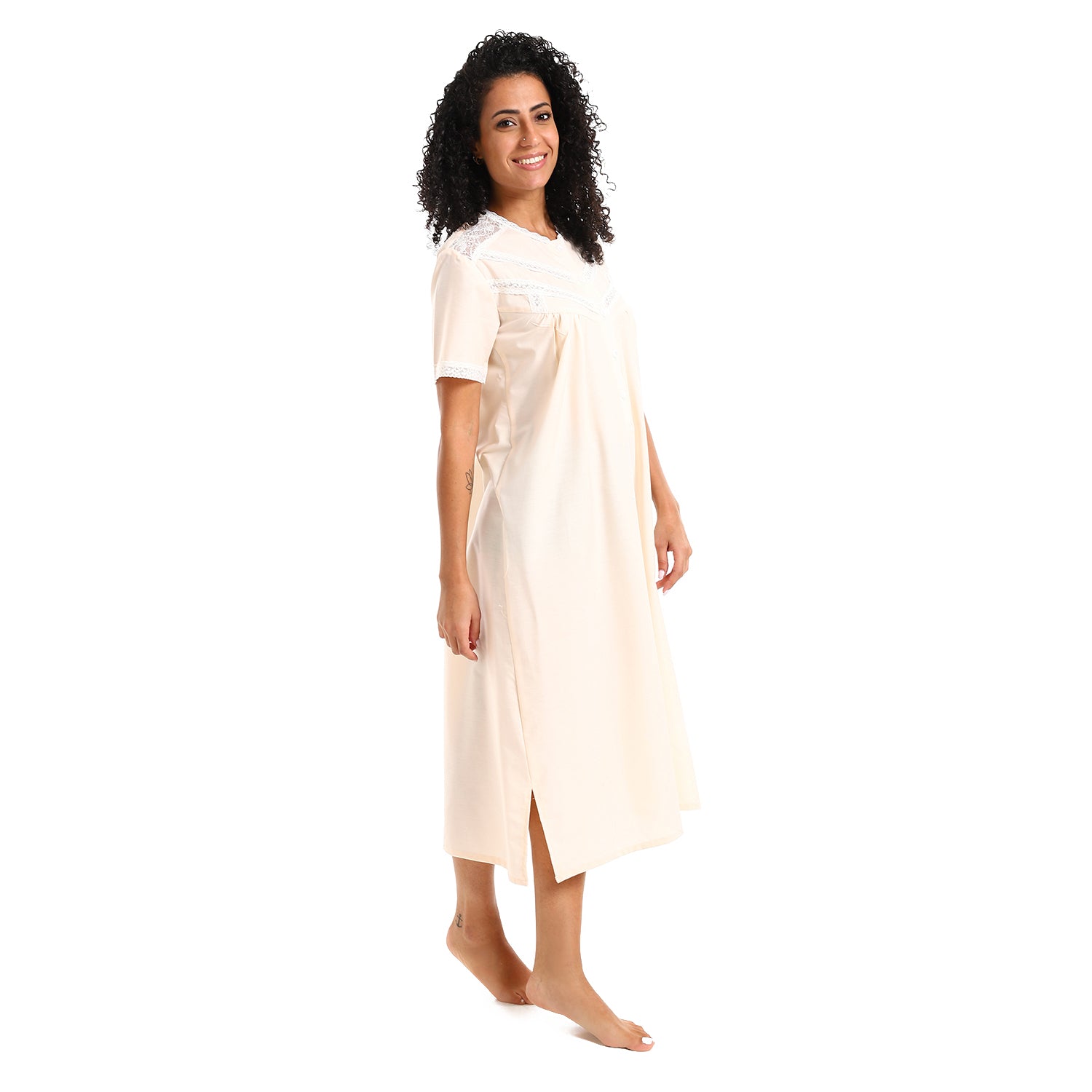 897 قميص نوم قصير بالدانتيل على الصدر Translation missing: ar.content.product_image_secondary