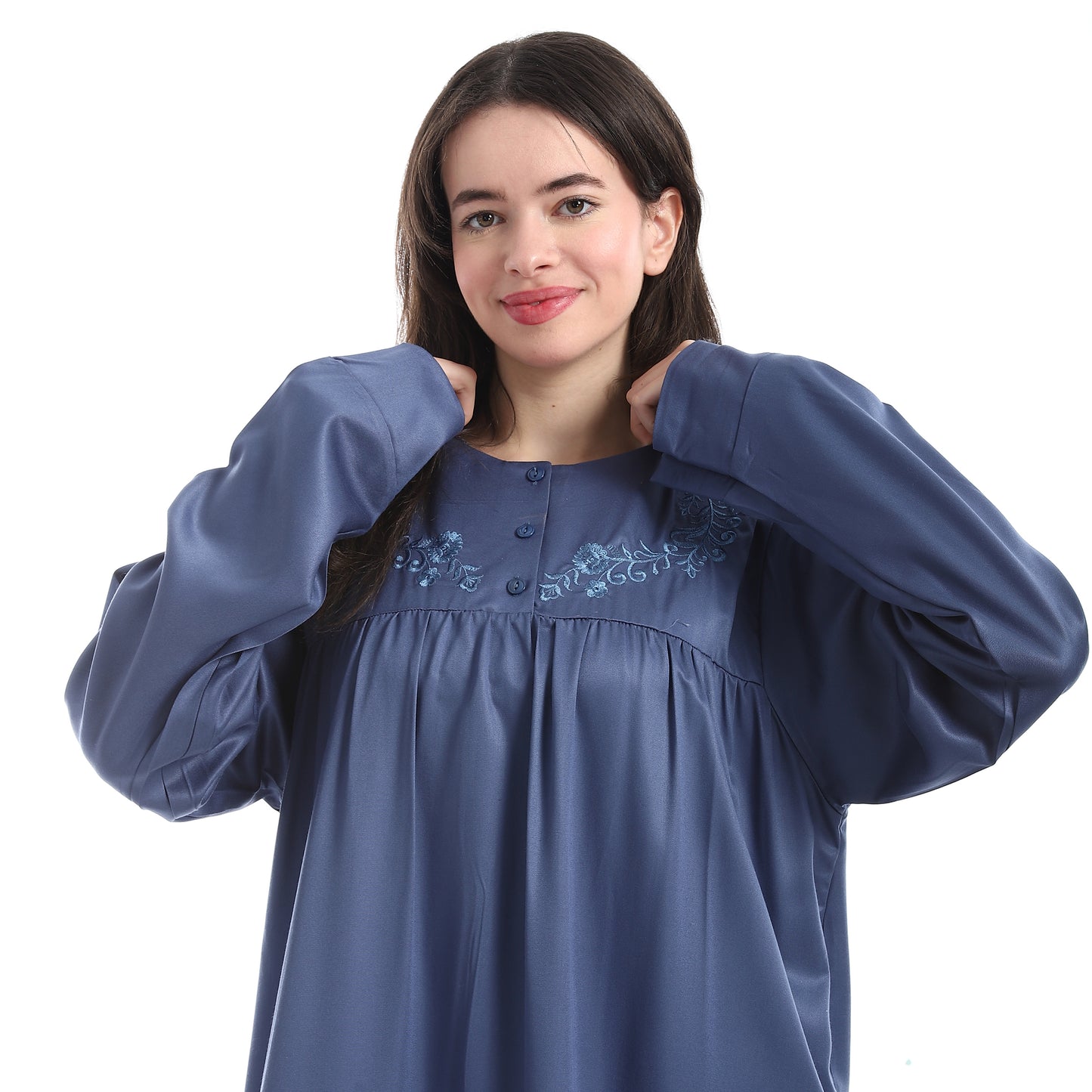 DB108-S26 قميص نوم خريفي ستان قطن مطرز بسفرة