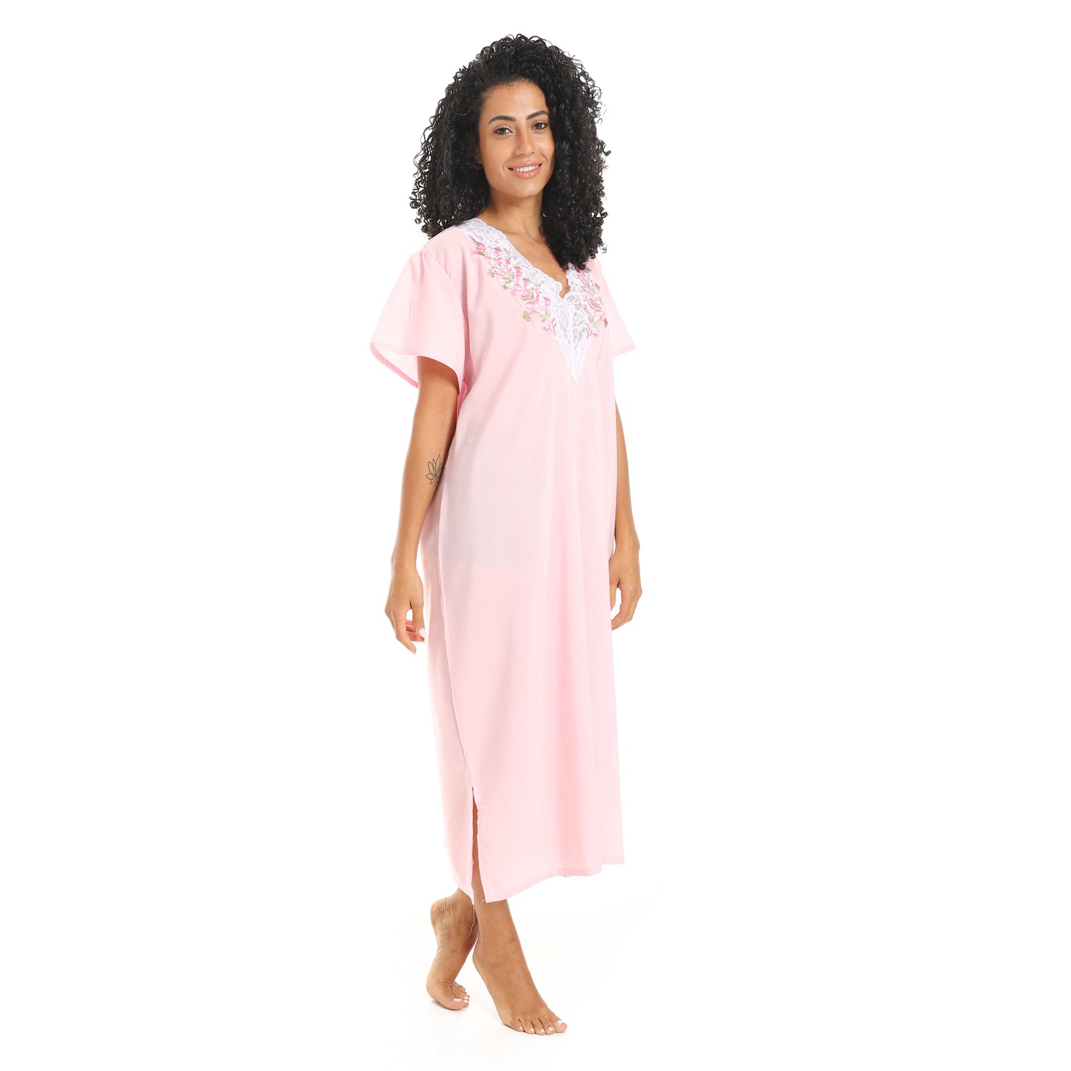 W-876 قميص نوم لينوه بالدانتيل و التطريز Translation missing: ar.content.product_image_secondary
