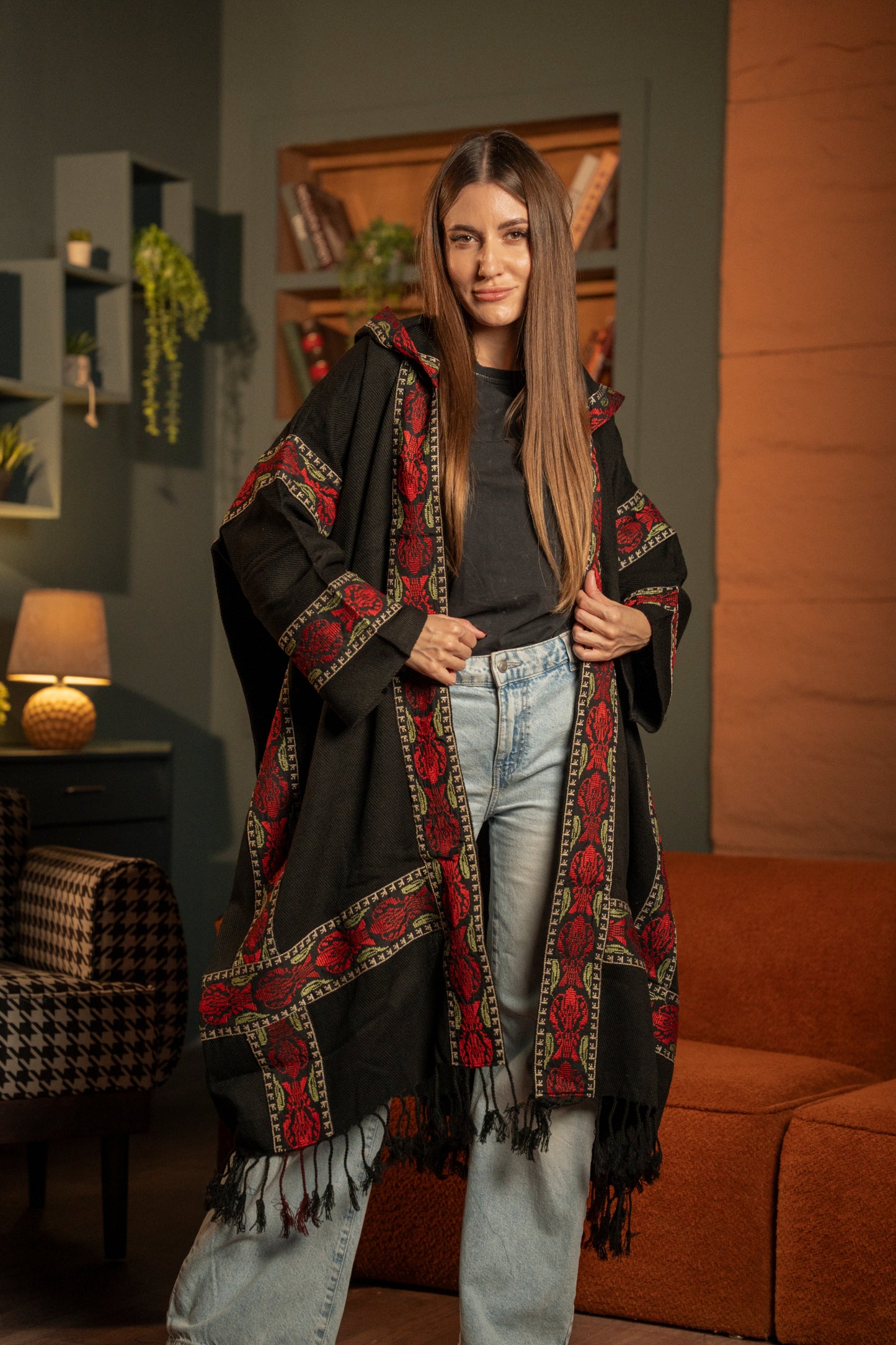 KHW*9055 شال حريمي صوف مطرز